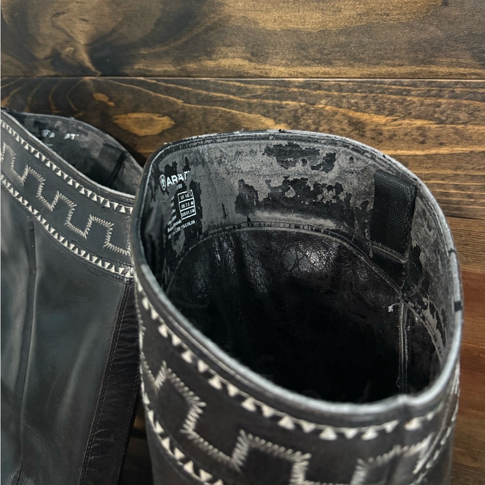 Ariat Sahara Cowboy boot- Used - Picture 2 of 6